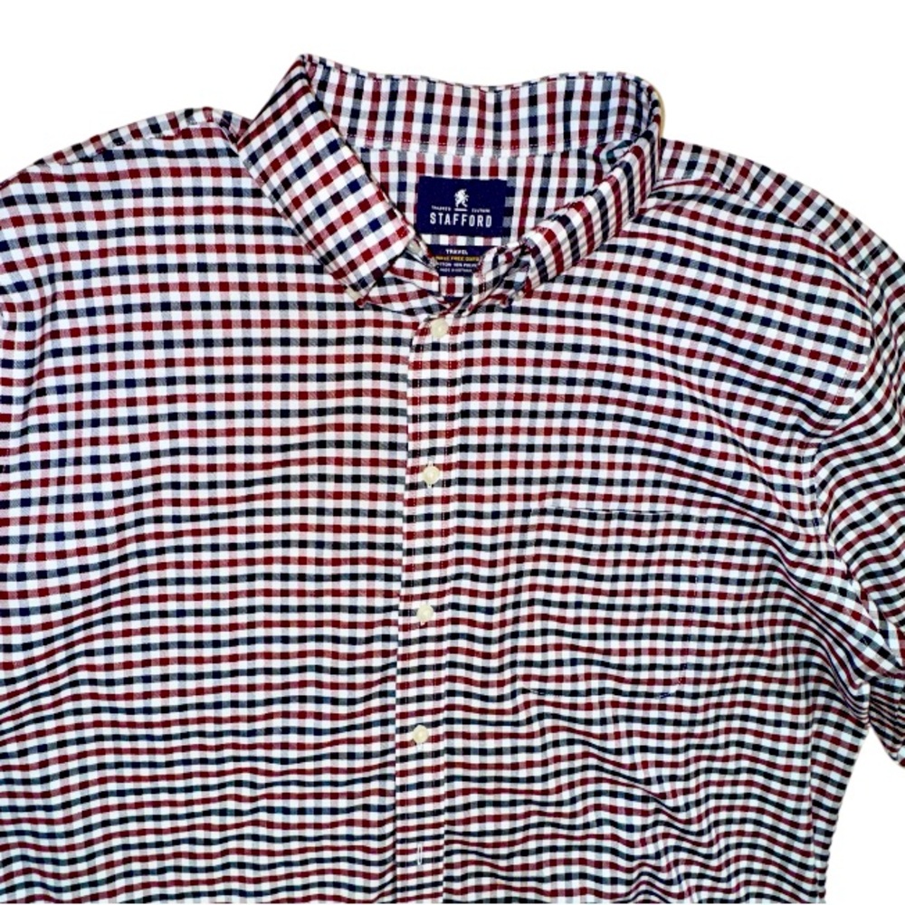 Stafford wrinkle free Oxford dress shirt reg fit men’s size 17 1/2 XL 34 35